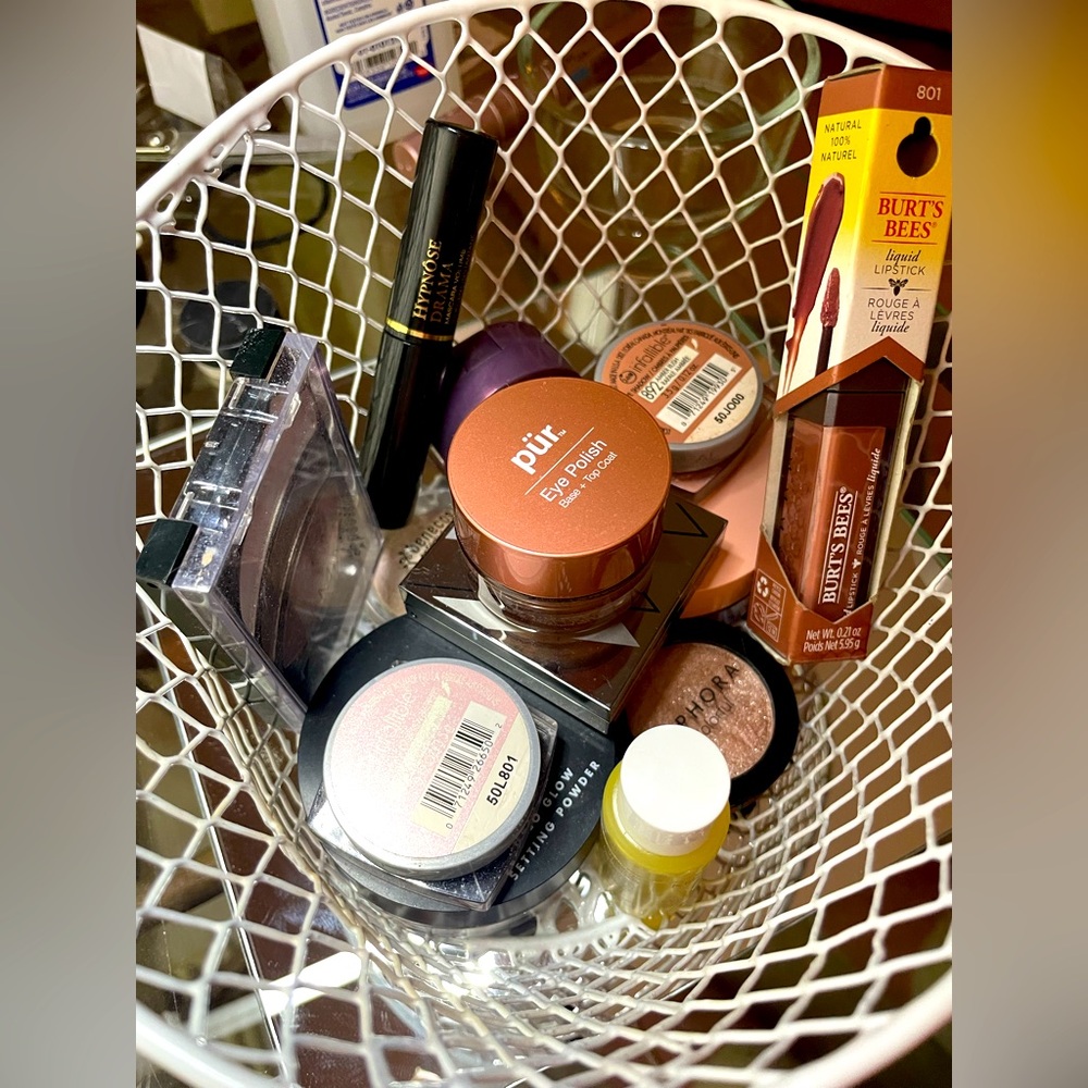 Small bundle of makeup